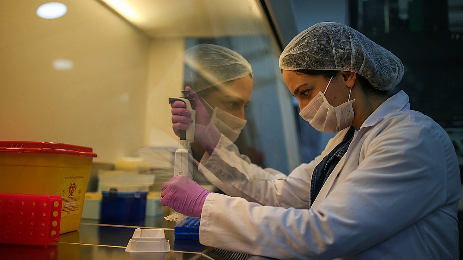 SARS-CoV-2: Παγκόσμια συνεργασία για την ανάπτυξη εμβολίου