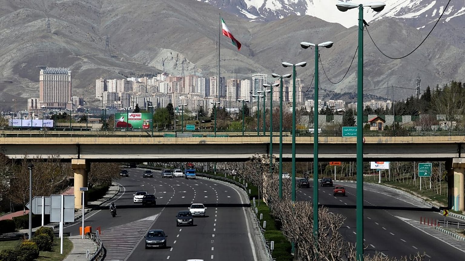ویروس‌کرونا در ایران؛ خروج از شهرها ممنوع می‌شود