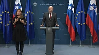 Serbien holt Bürger heim, Polen lässt wählen