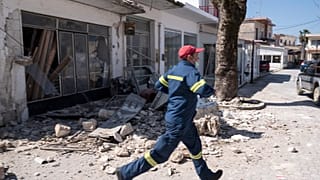 ΠΑΡΓΑ ΣΕΙΣΜΟΣ ΚΑΤΑΣΤΡΟΦΕΣ