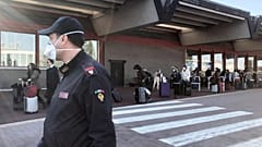 Kuzey İtalya'da geçici süre eğitim gören 213 öğrenci salı günü Malpensa Havaalanı'nda THY seferi ile Samsun'a gitti