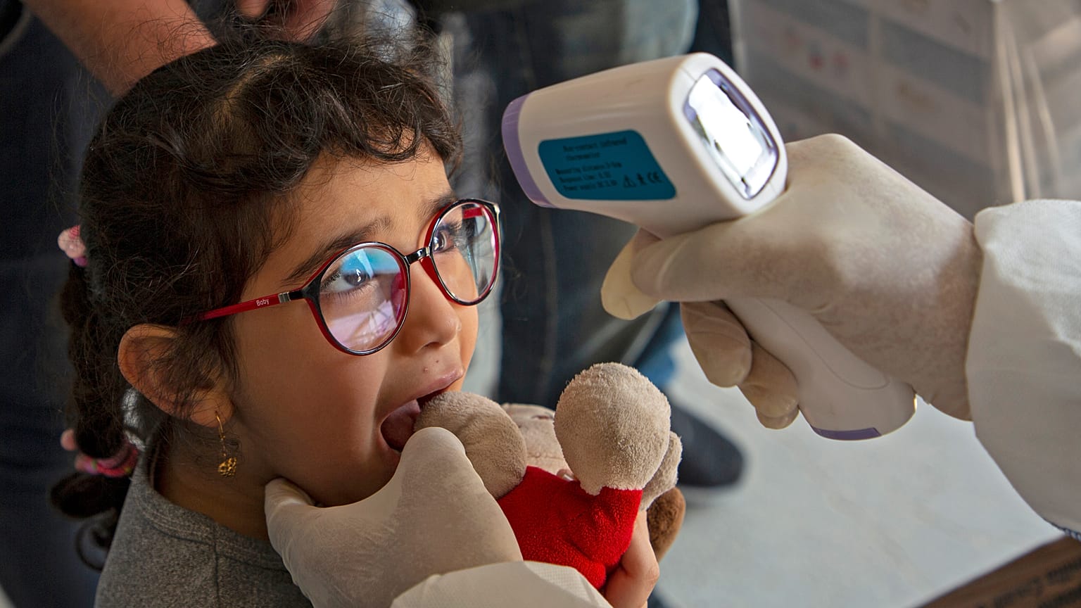 Coronavirus : dans quelle mesure les enfants et adolescents sont-ils touchés ?