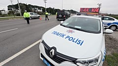 Türkiye'de Covid-19 vaka sayısı 7 bin 402'ye yükseldi; 108 hasta hayatını kaybetti
