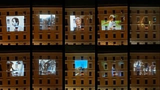Covid-19 karantinasındaki İtalyanlar 'evde sinema' keyfi ile moral buluyor