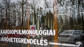Fertőzött betegek fogadására átalakított részleg az Országos Korányi Pulmonológiai Intézetben