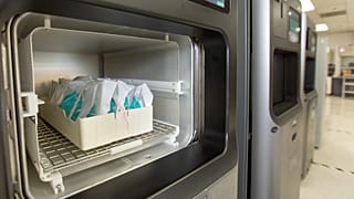 Προσφορά 13,5 εκατ. προστατευτικές μάσκες από το Ίδρυμα Ωνάση 