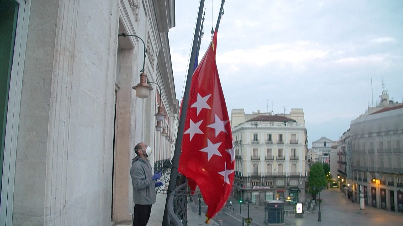 Ενός λεπτού σιγή στη Μαδρίτη για τα θύματα του κορονοϊού