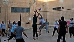 عودة الهدوء إلى سجن شهد عصياناً لمعتقلي داعش في شمال شرق سوريا