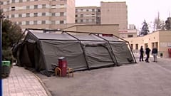 Sanidad estudia trasladar pacientes a otras comunidades ante el colapso de las UCI