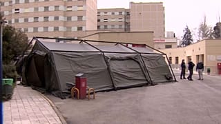 Sanidad estudia trasladar pacientes a otras comunidades ante el colapso de las UCI