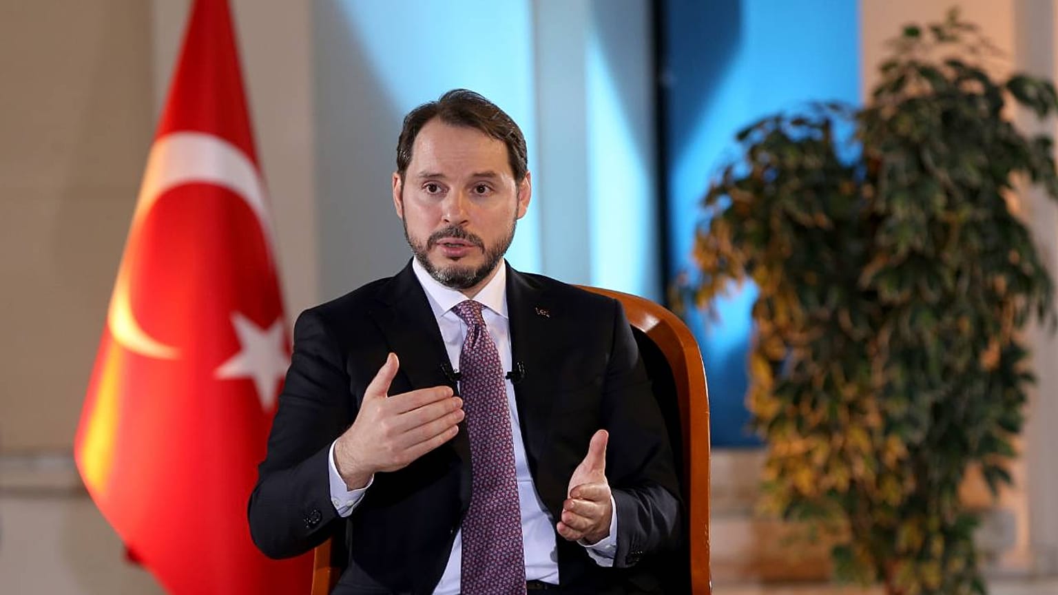 Berat Albayrak: İşletmelere 3 ay maaş desteği verilecek