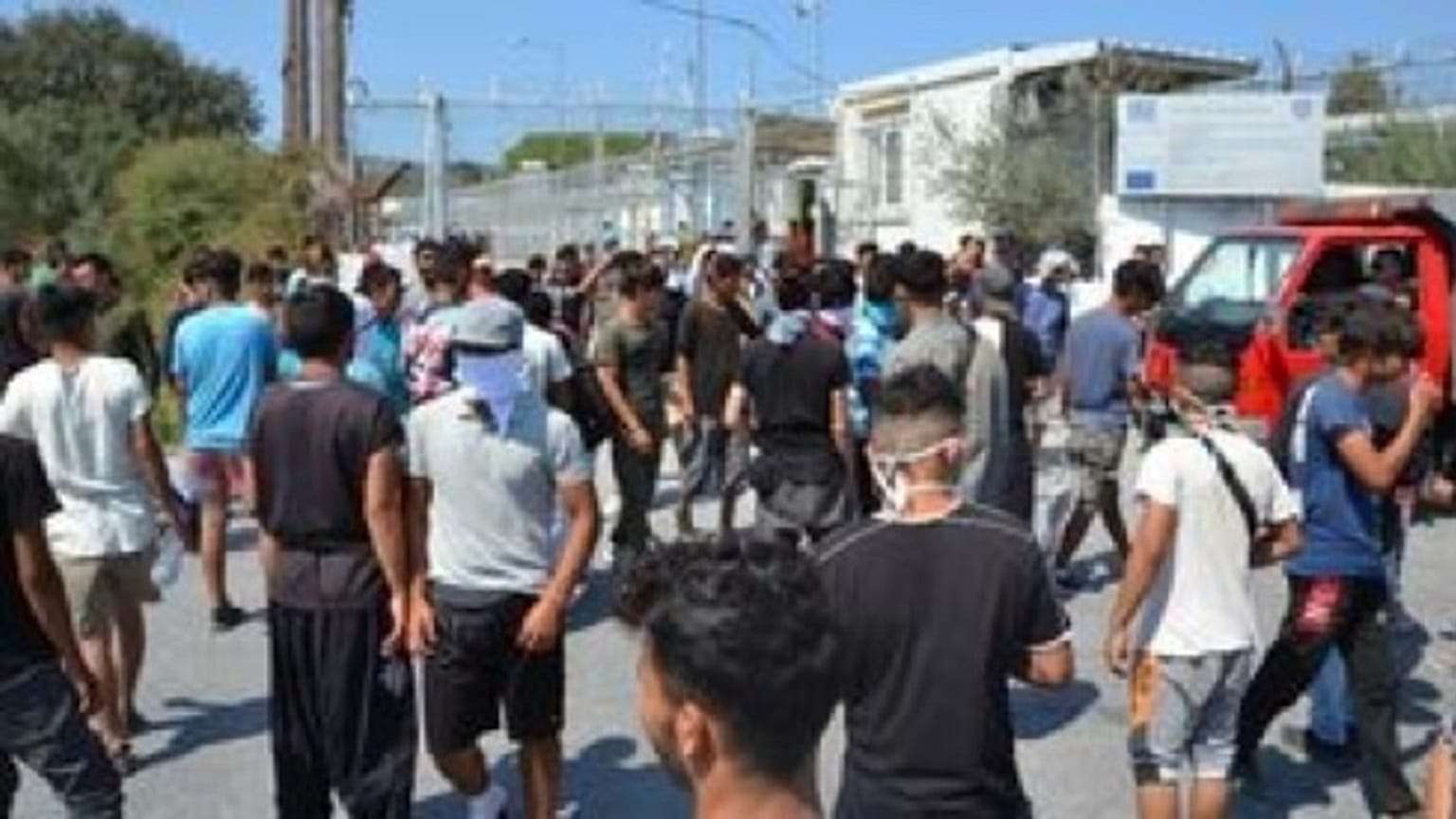 Μυτιλήνη: Πυρκαγιά κατέστρεψε τις εγκαταστάσεις ΜΚΟ