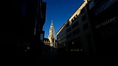 Deutschland und die Welt im Ausnahmezustand: Zumindest lacht die Sonne.