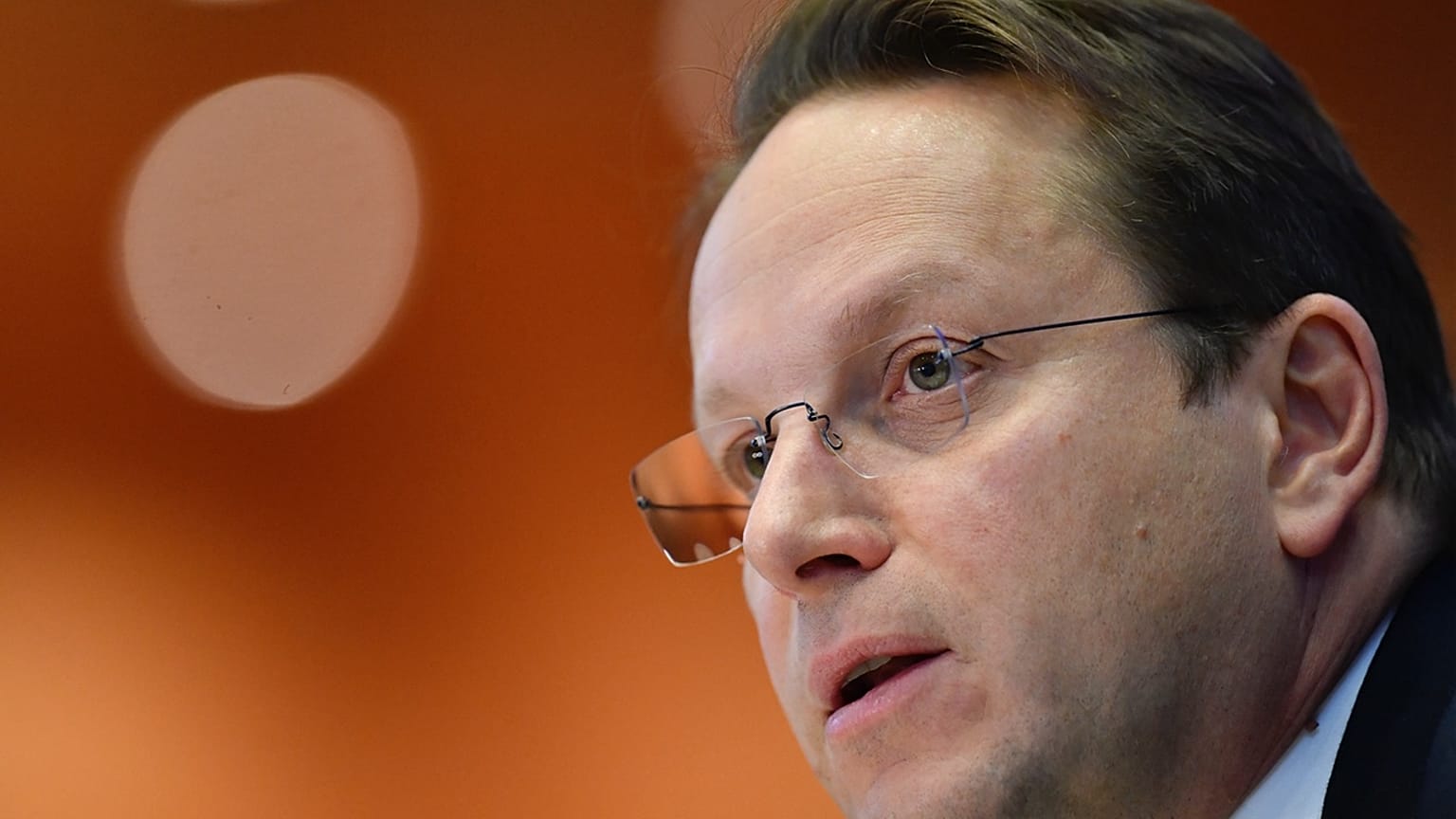 Oliver Varhelyi