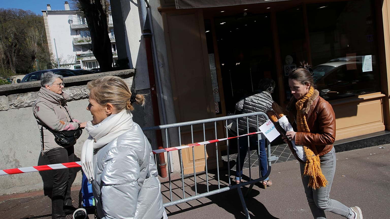 Virus Outbreak France