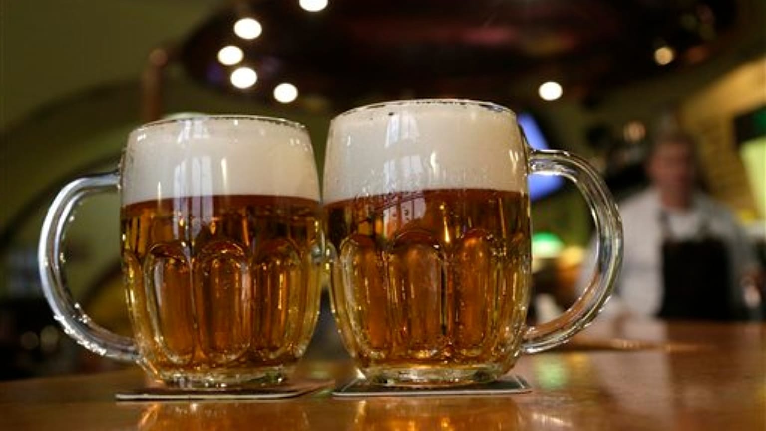 Czech microbreweries call for 'beer paramedics' amid lockdown hangover