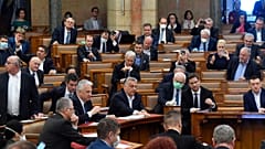 A kormány visszavonja az önkormányzatok működésének korlátozásáról szóló javaslatot