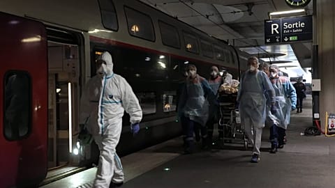 COVID-19 patients transferred away to ease pressure on Paris hospitals
