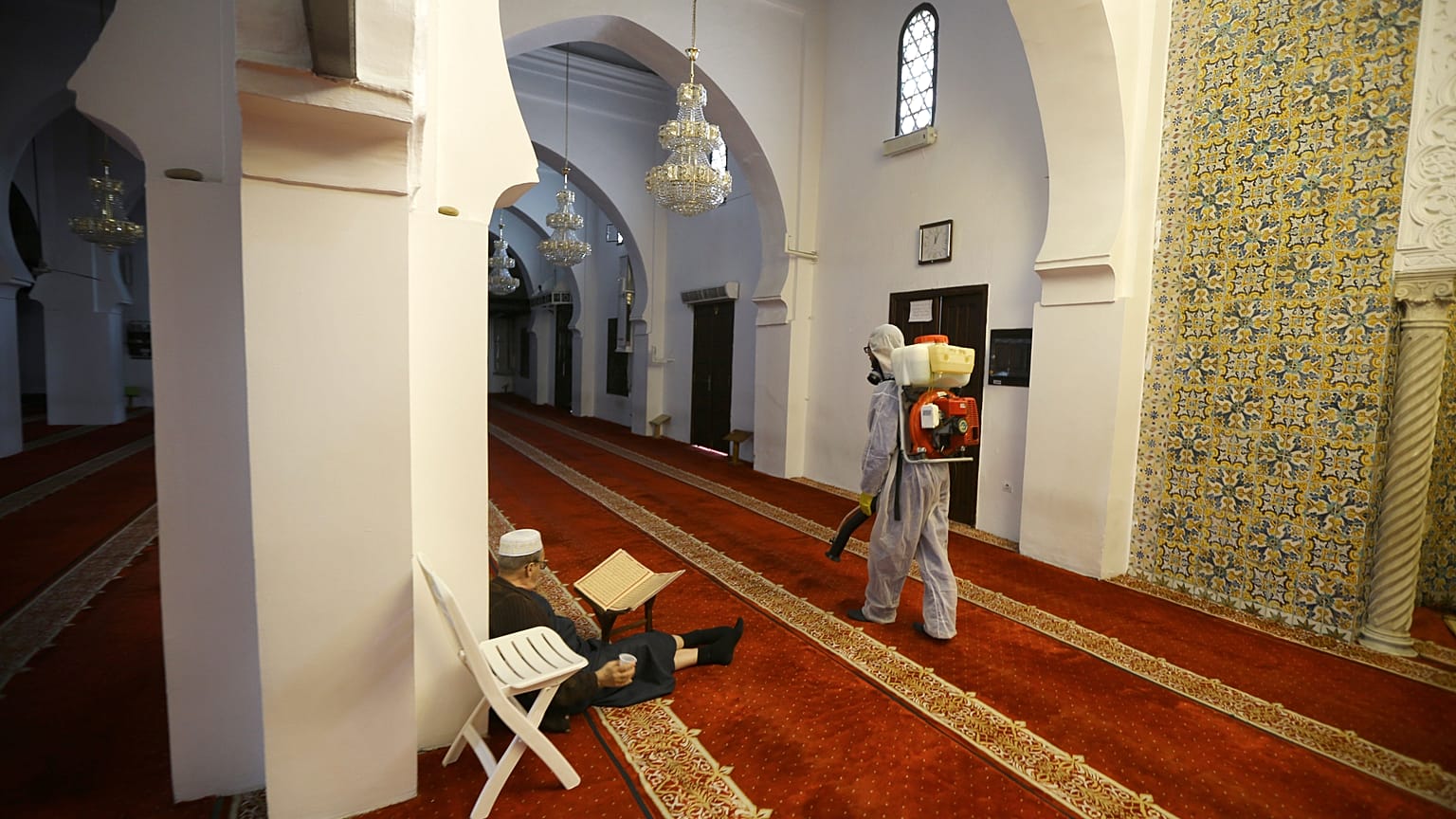 Virus Outbreak Algeria