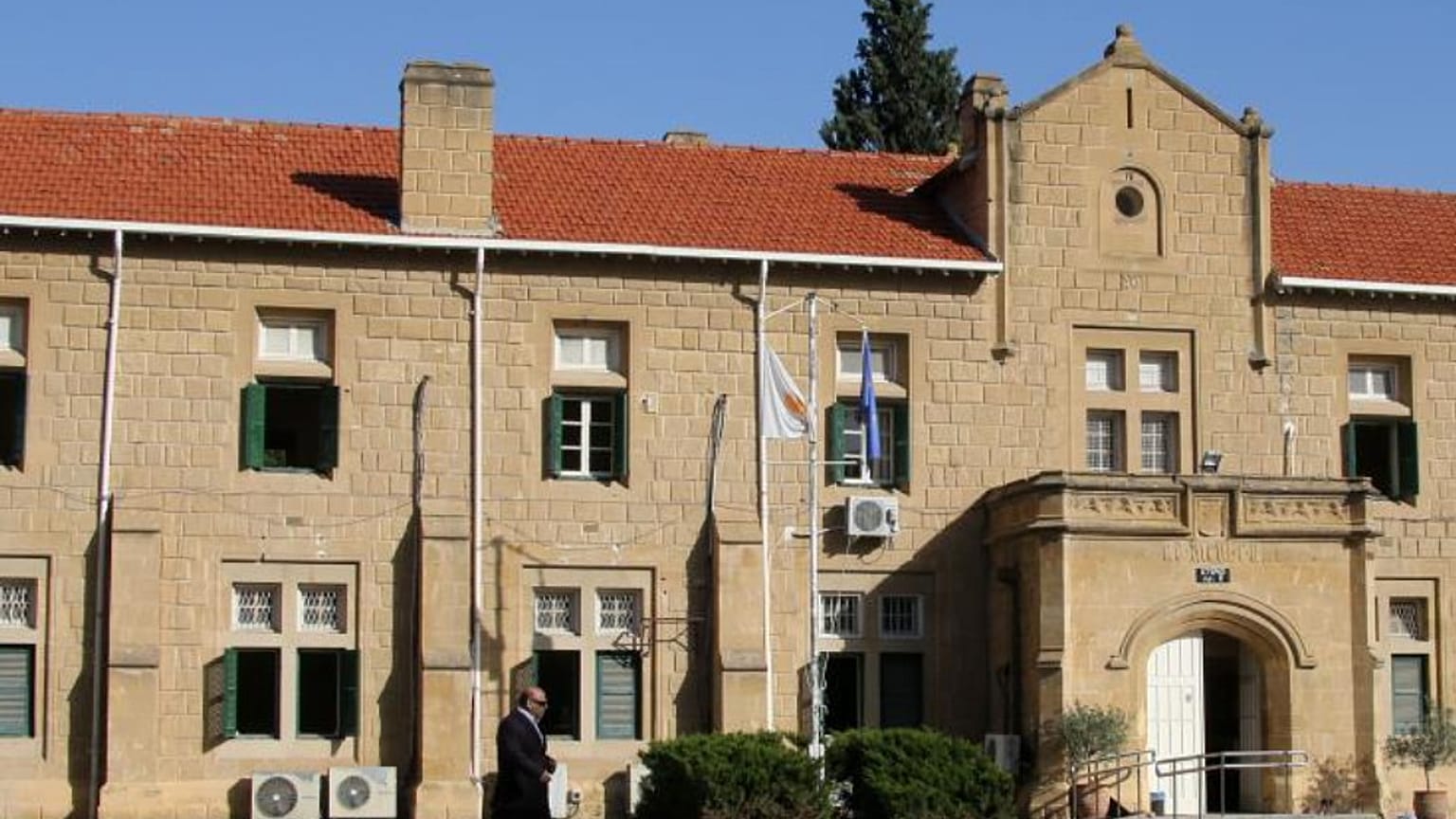 Στη δικαιοσύνη Κύπριοι φοιτητές ζητώντας άμεσο επαναπατρισμό
