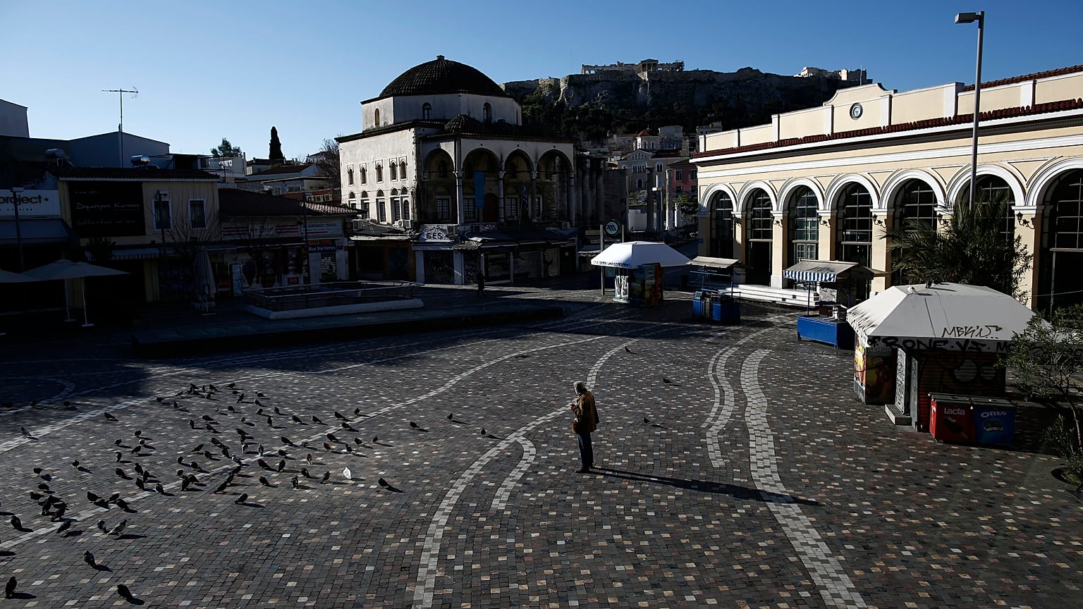ΚΟΡΟΝΟΪΟΣ ΚΑΘΗΜΕΡΙΝΗ ΖΩΗ ΠΛΑΤΕΙΑ ΜΟΝΑΣΤΗΡΑΚΙ
