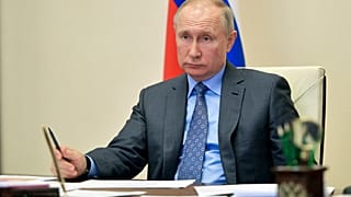 Выходные в России продлеваются до конца апреля