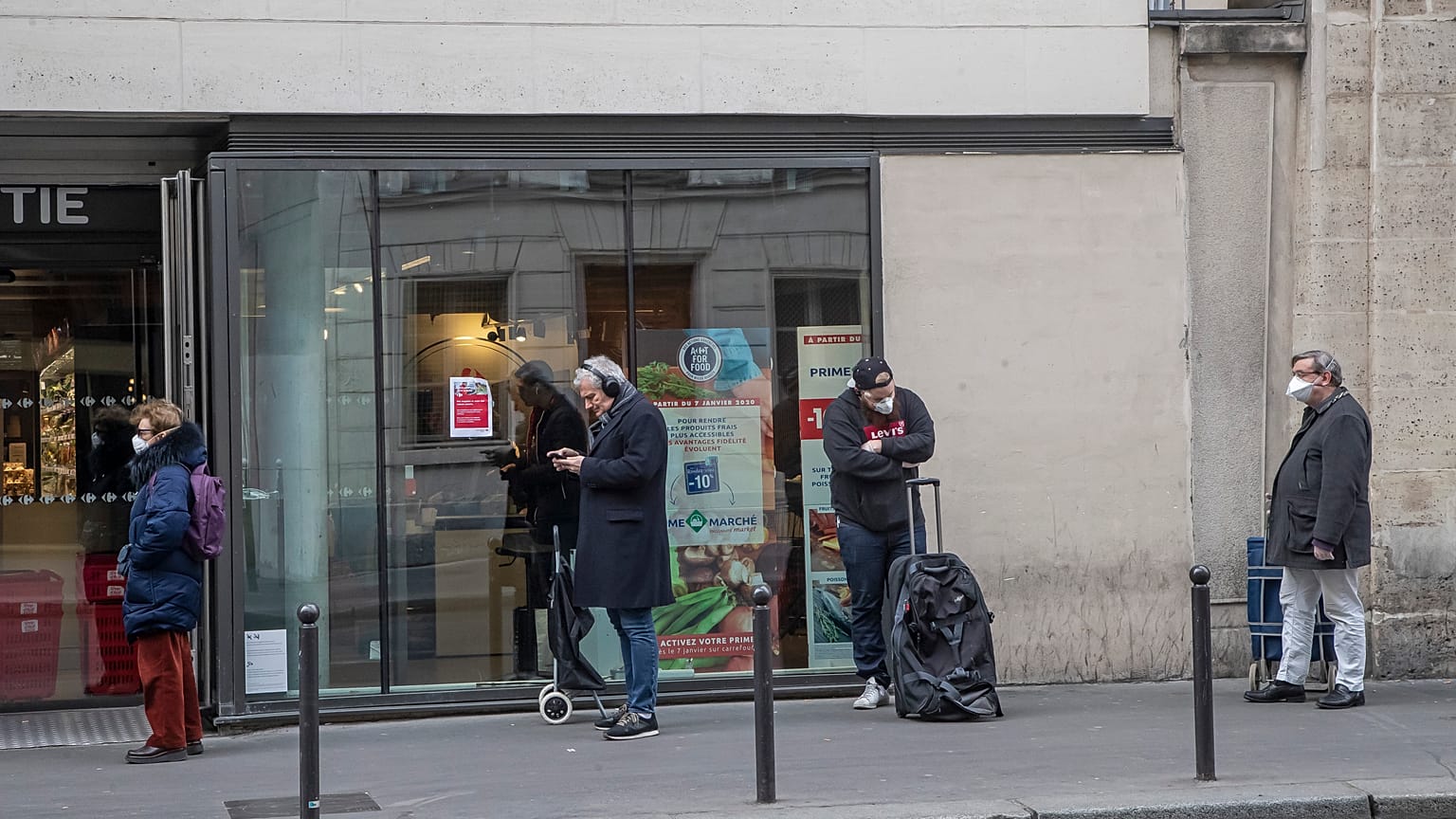 Virus Outbreak France