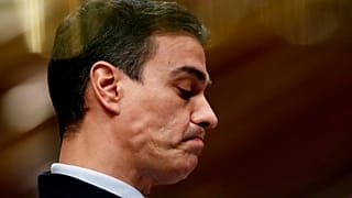 Statt Sonnenschutzcreme jetzt Desinfektionsmittel: Spaniens Unternehmen stellen sich um