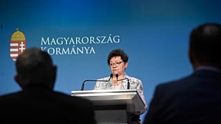MÜLLER Cecília