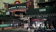 A járvány letörte a thai éjszakai pillangók szárnyát