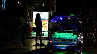 Tayland'da Covid-19 nedeniyle uygulanan gece sokağa çıkma yasağı seks işçilerini vurdu