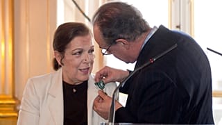 دار إيرميس الفرنسية تنعي المصممة التونسية العالمية ليلى منشاري