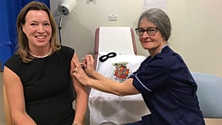  Dr. Catherine Calderwood (solda)