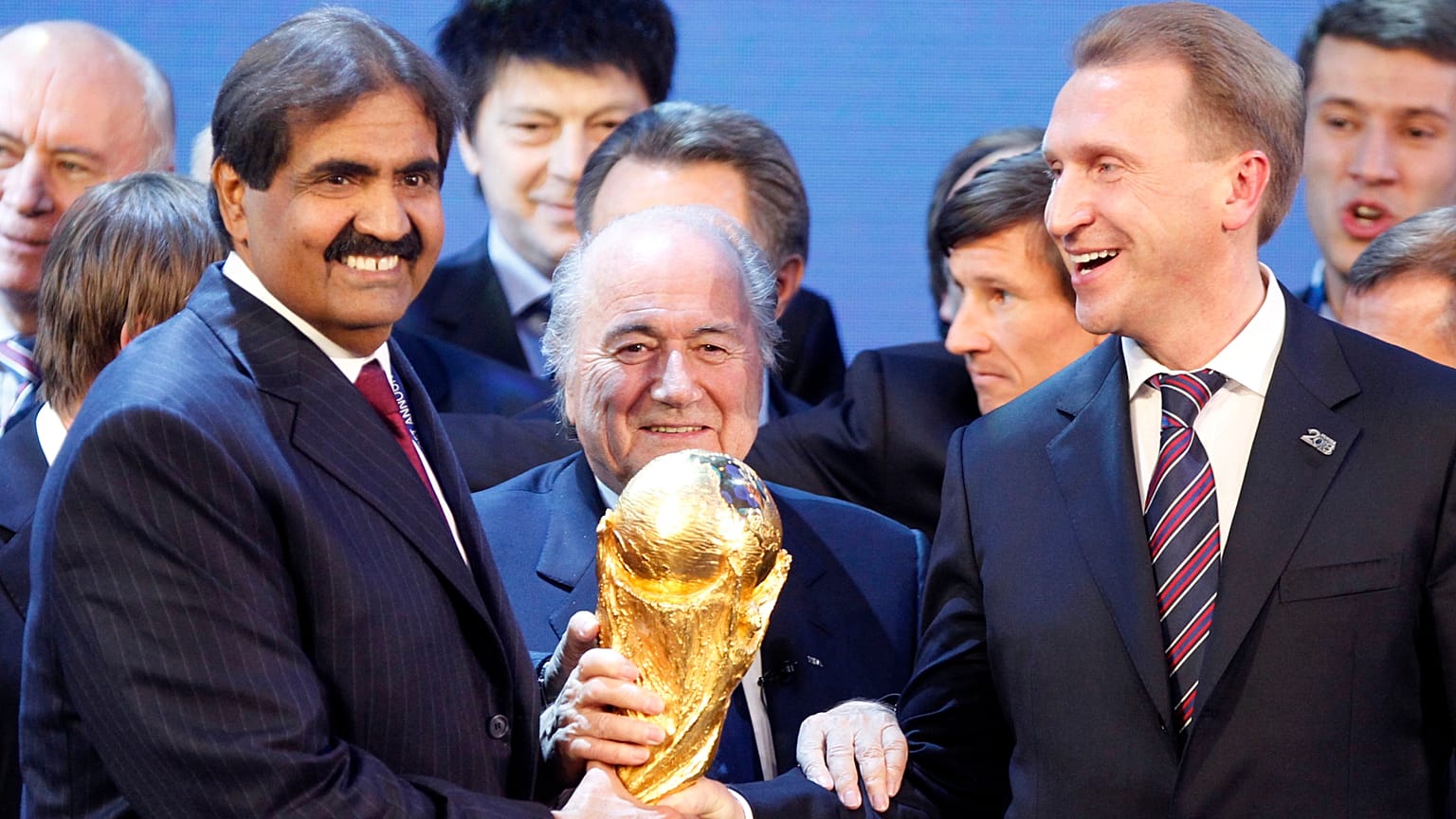 ABD'den FIFA iddianamesi: Rusya ve Katar dünya kupası organizasyonları için rüşvet ödedi