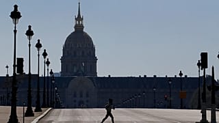 Für alle Jogger in Paris gilt jetzt: Früh Aufstehen oder bis zum Abend warten!