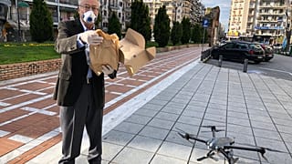 Παράδοση τροφίμων και φαρμάκων με drone στη Θεσσαλονίκη!