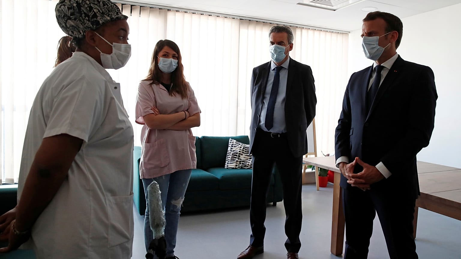 Fransa'da koronavirüs nedeniyle hayatını kaybedenlerin sayısı 10 bini geçti