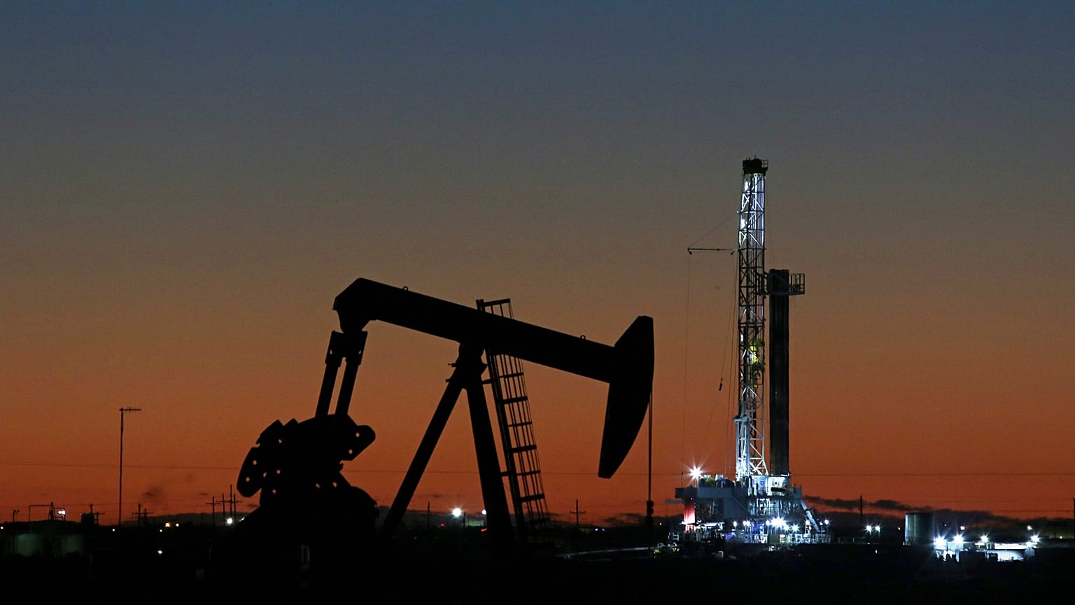 ABD'nin Teksas eyaletinde bir petrol rafinerisi