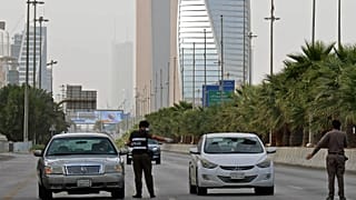 السعودية: حظر زيارات الوالدين المنفصلين لأولادهم للحد من انتشار كورونا