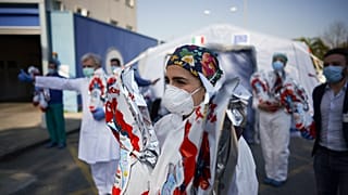 Covid-19: 12.000 mortos em França e 18.000 em Itália