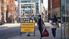 Manchester, 9. April