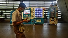 No Comment: Maszk-automaták Thaiföldön