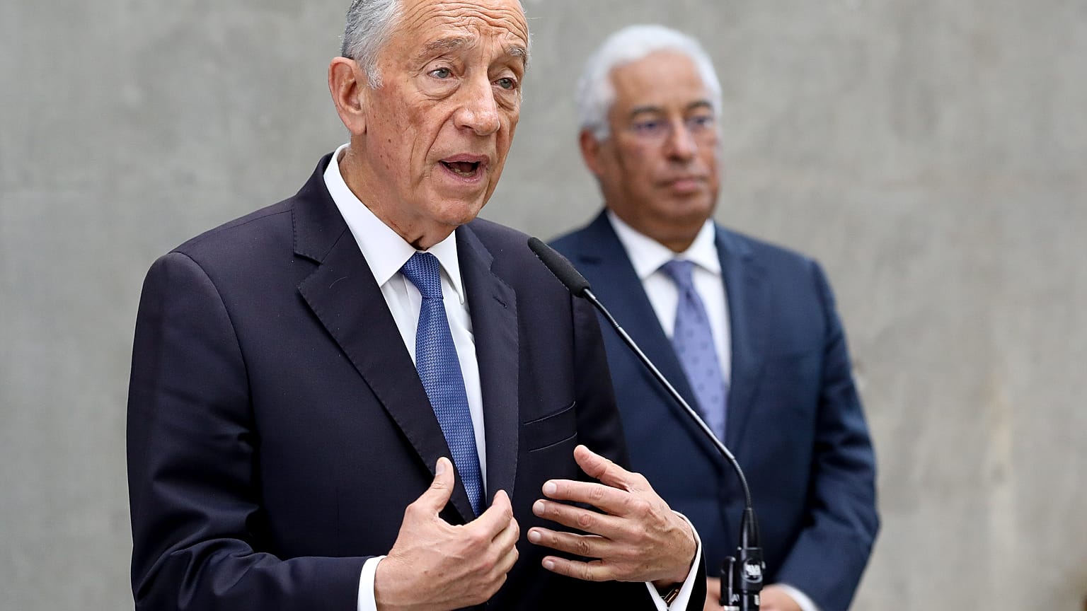 Marcelo quer prolongar estado de emergência até 1 de Maio