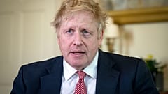 Boris Johnson sai do hospital