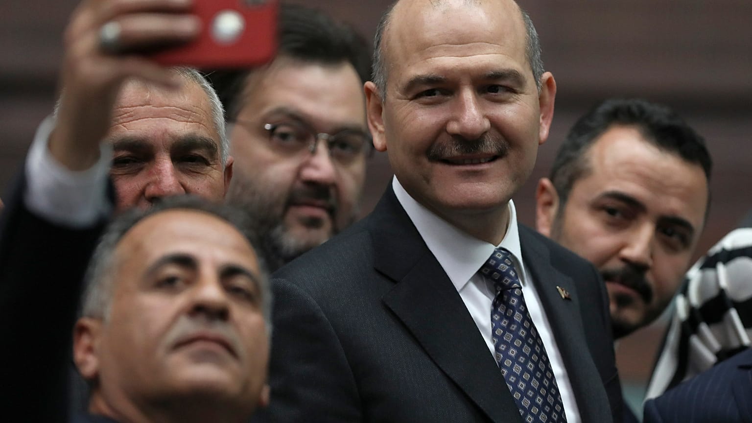 Τουρκία - Covid-19: Δεν έγινε δεκτή η παραίτηση του υπουργού Εσωτερικών 