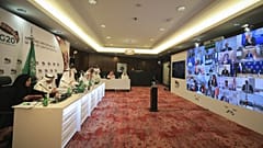توافق تاریخی اوپک و متحدانش بازار را راضی نکرد؛ قیمت نفت کاهش یافت