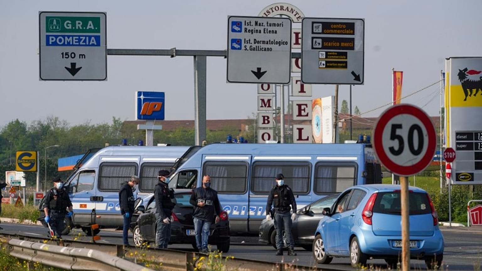 Oltre 20.000 morti in Italia a causa del Covid-19. Controlli a tappeto durante il weekend
