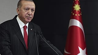 Ερντογάν: Καραντίνα τα Σαββατοκύριακα