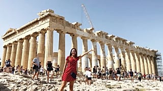 Ελλάδα-Τουρισμός: Υπάρχει ελπίδα να σωθεί η χρονιά;