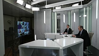 COVID-19: «Δεν έχουμε σχέση με fake news - Μόνο ενωμένοι θα νικήσουμε» λέει ο Λαβρόφ